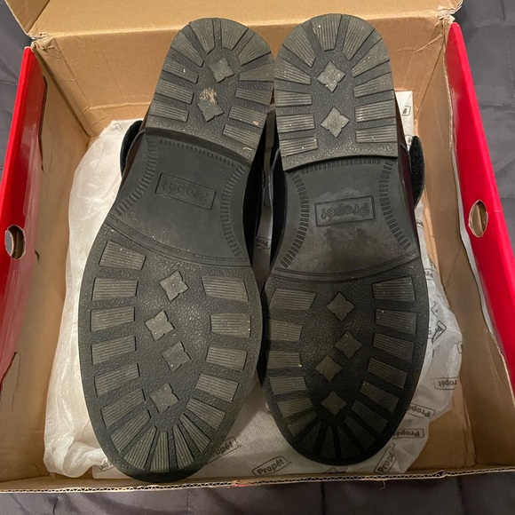 Men's Black Leather Shoes - Picture 5 of 8